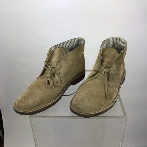 Clarks Other - Clarks Suede Chukka Boots Sand Size 9